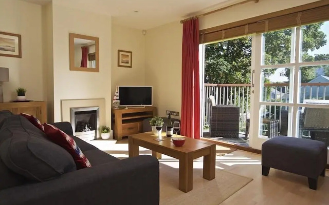 1 Combehaven