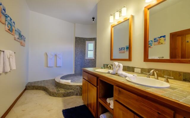 Indigo Belize 2A 3 Bedroom Condo by RedAwning
