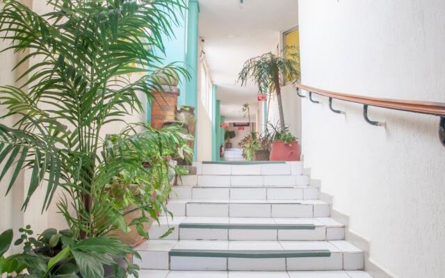 Hotel y Suites Continental