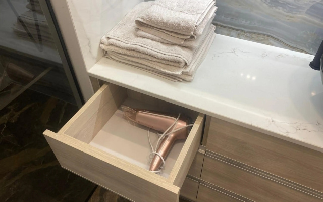 Modern Classic 2 bedroom apartment near Most City