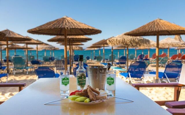 Tropical Hotel B