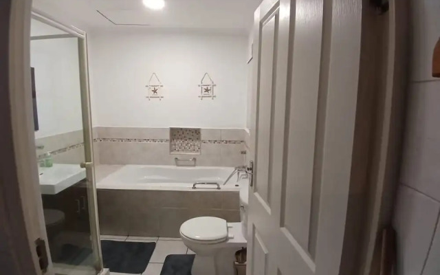 Cozy Margate Retreat Family Home With 2 Bedrooms