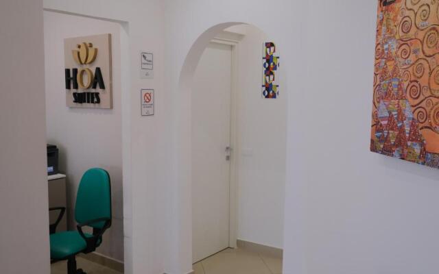 Hoa Suites