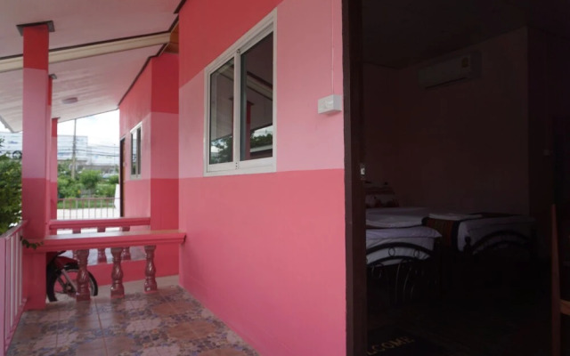 Bann Kwanlada Hotel