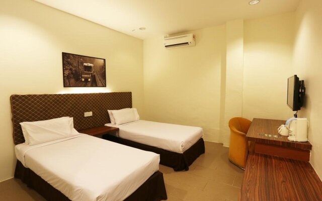 Station Budget Hotel Batu Ferringhi