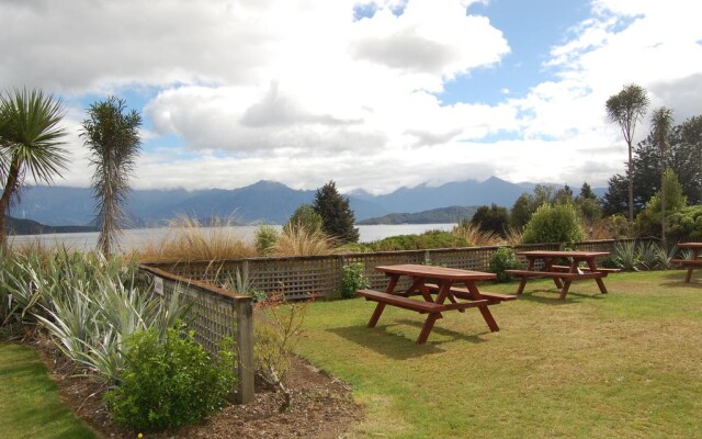 Manapouri Lakeview Motor Inn