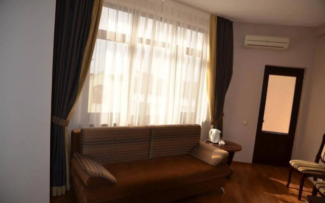 Afina Hotel