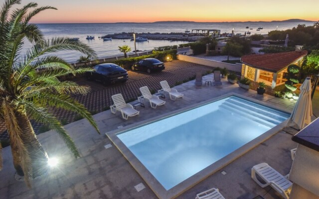 Pool Apartments Tolo