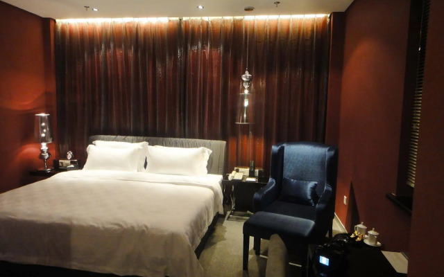 Verona Lanshang Hotel (Badaju Zibo Railway Station)