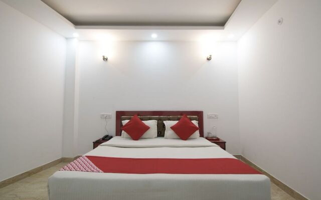 OYO 17389 Prince Palace