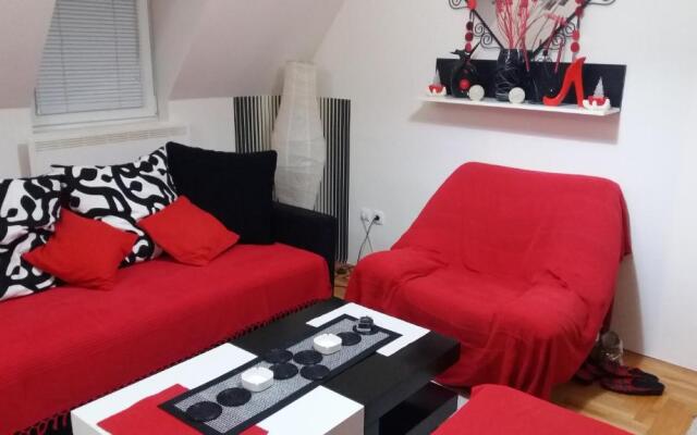 Apartman ČAR 19
