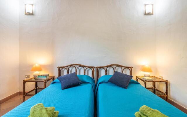 Villa Golfo degli Angeli