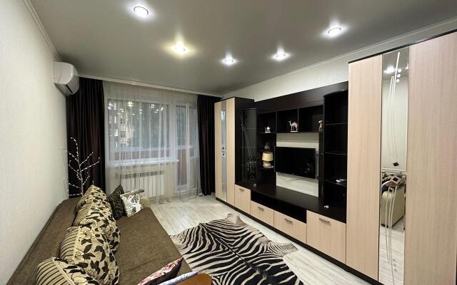 Apartments on Kosmonavtov street 14/2