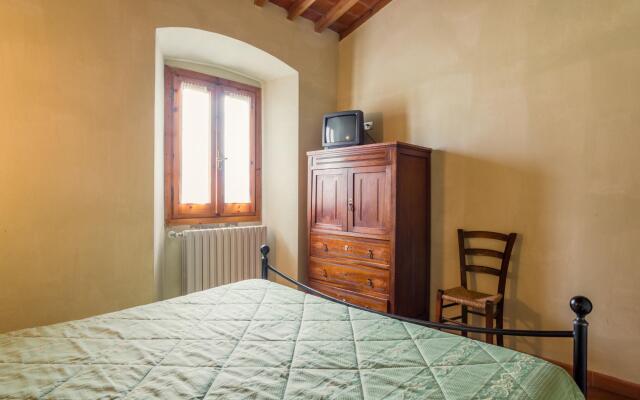 Welcoming Mansion with Swimming Pool inTuscany