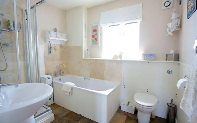 Silverstone Guest House