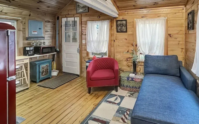 Captain's Quarters, 1.5 Miles to Downtown Ogunquit!