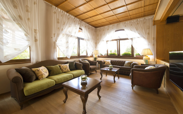 Du Lac Vital Mountain Hotel