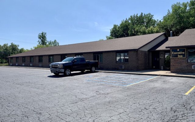 Executive Inn Cass City