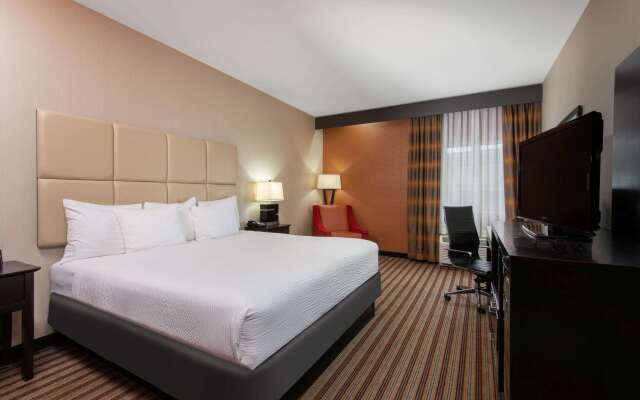 La Quinta Inn & Suites by Wyndham Harrisburg-Hershey