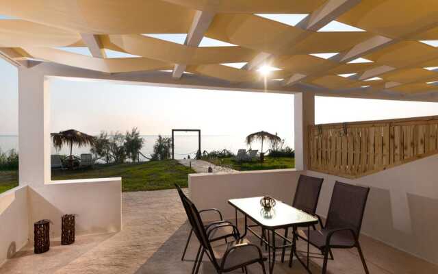 Seashore Stream Suites