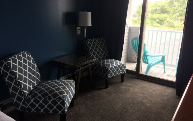 Harborline Hotel