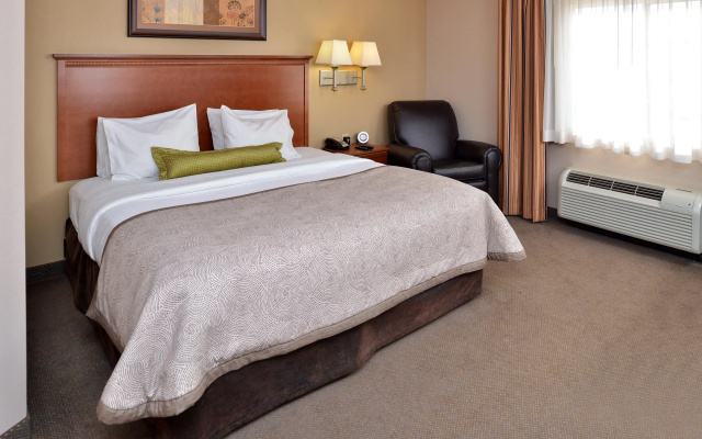 Candlewood Suites Williston by IHG
