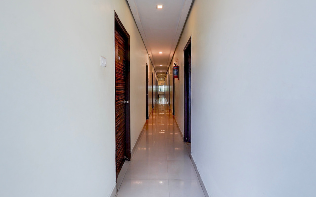 OYO Hotel O Renigunta Near Railway Station