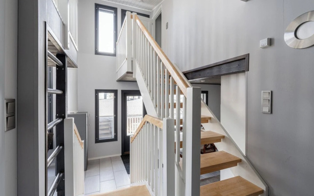 Spacious 2BR Cabin at Riihivuori Peak