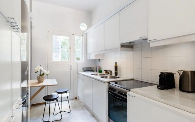 UPSTREET Adorable 2 Bedroom Apartment near Kallimarmaro Stadium