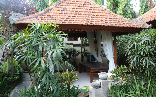 Kusnadi Hotel