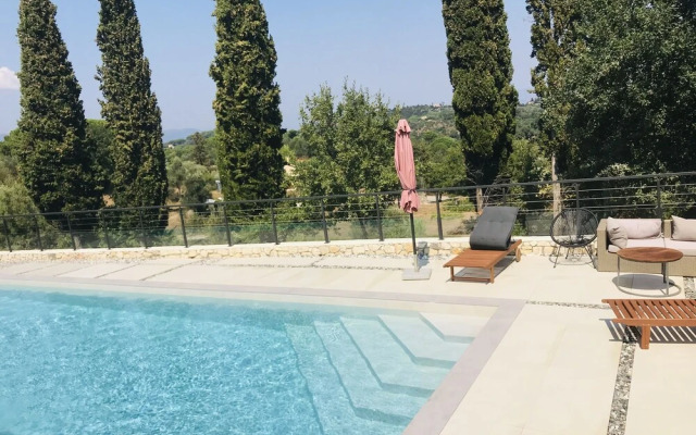 Welcome to Villa Coco