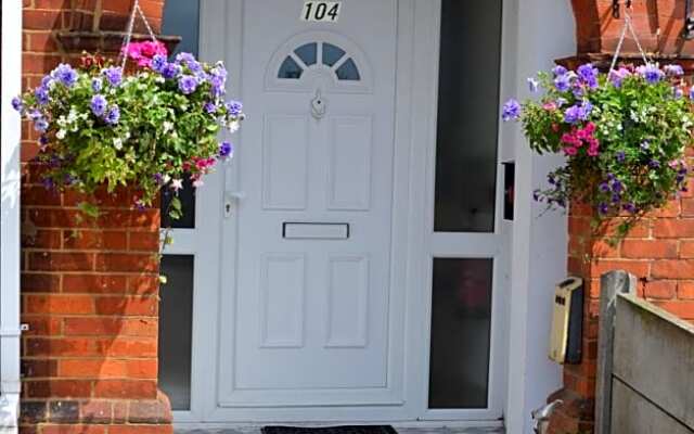 Annies Guest House