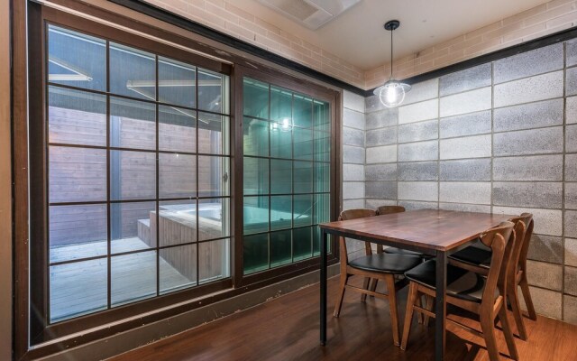 Busan Yonghodong Adena Hotel