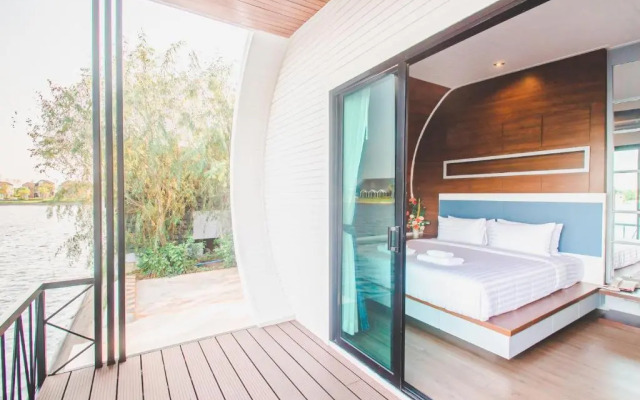 Saksiam Lakeside Resort