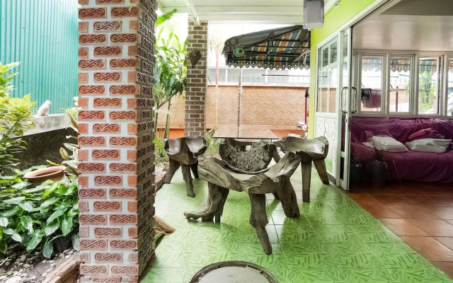 OYO 356 P.u. Guesthouse