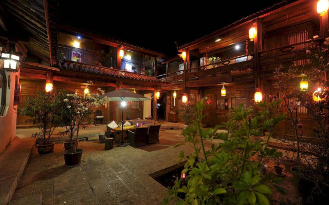 Lijiang Zhen Shui Ren Jia Inn