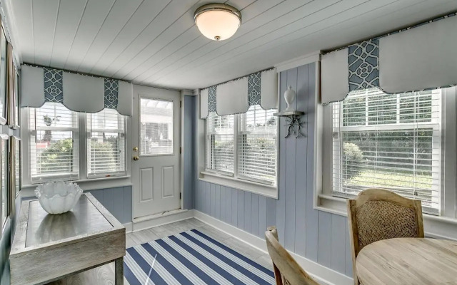 -Under The Sea (8 Bdrm / 7 Bath, Sleeps 22)