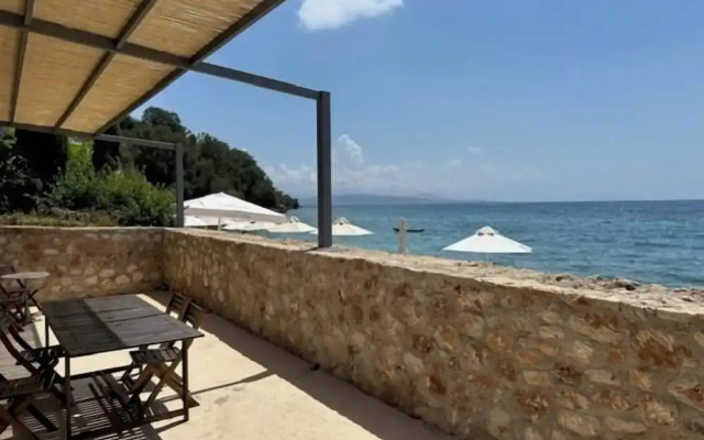 Glyfa Beach Villas