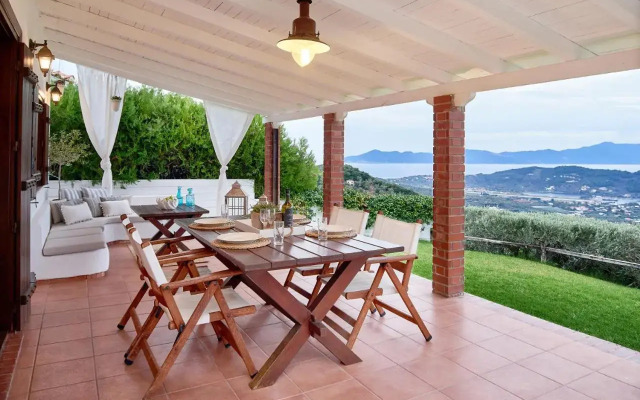 Villa Eleven