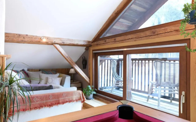 Chalet Sous Les Bois