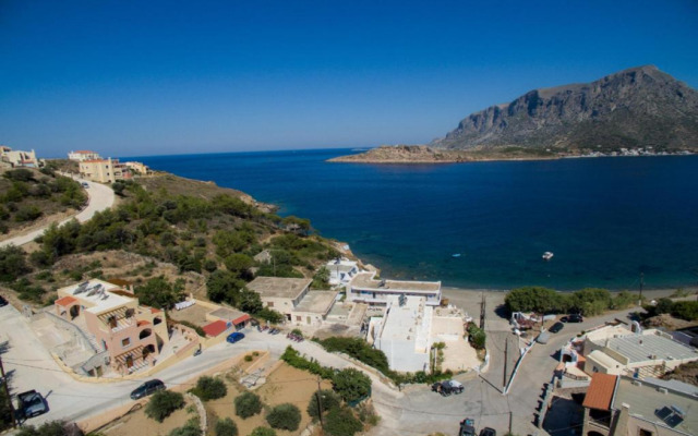 Amphitrite Apartments