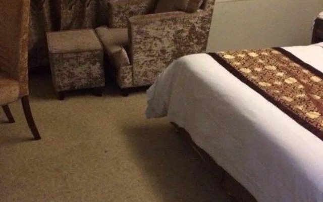 Vienna Longgang Hotel