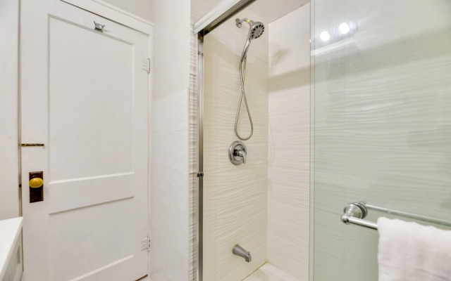 Buffalo Vacation Rental ~ 8 Mi From Canalside!