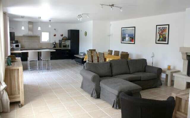 Villa With 4 Bedrooms in Le Beaucet, With Private Pool, Enclosed Garde