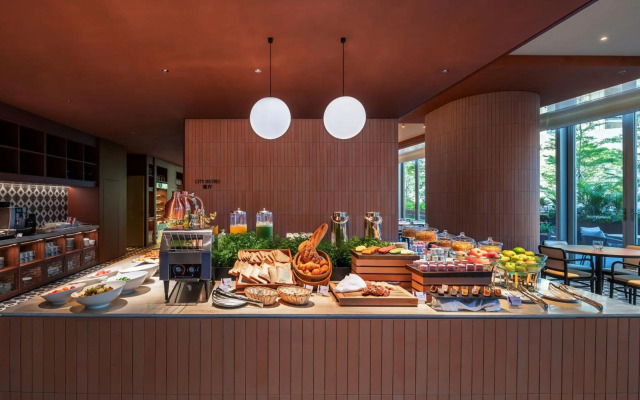 Intercity Hotel Futian Zhongzhou Bay