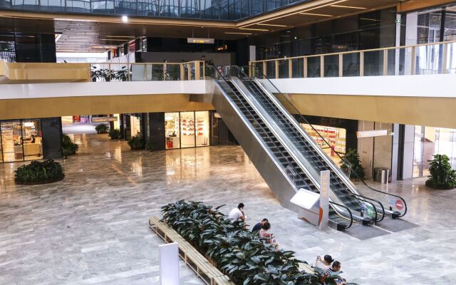 Sanya Phoenix  Airport Hotel
