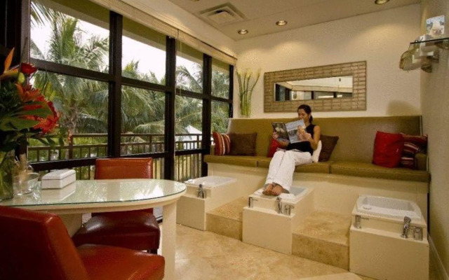 Tween Waters Island Resort & Spa