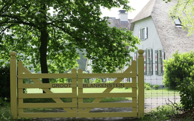 Peaceful Farmhouse in Doorn near Forest