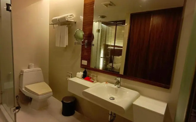 Sachas Hotel UNO and Uno Express