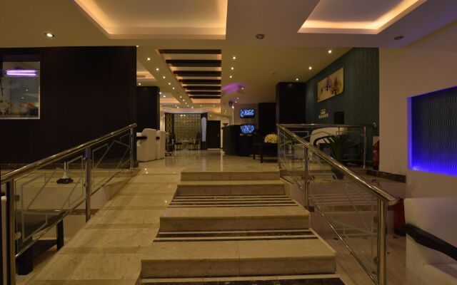 LA Fontaine Al Safwa Suites